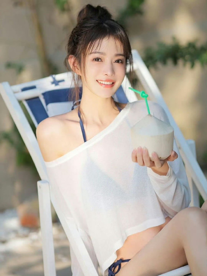 进击的巨人 封面